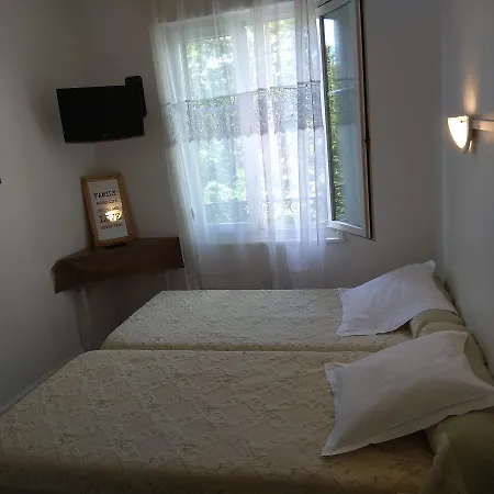 Hotel Le Monopole *